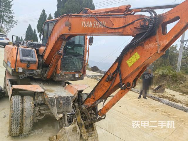 右前45(整機(jī)外觀) 右前45(整機(jī)外觀)