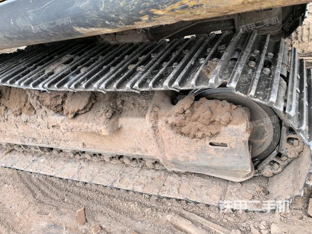 右驅動輪（行走機構）