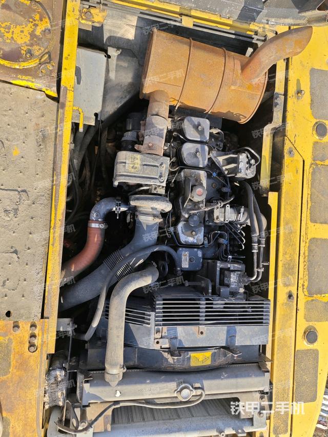 發(fā)動機室(上車部件) 發(fā)動機室(上車部件)