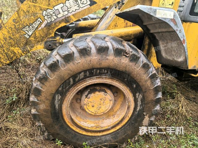 左前輪（行走機構(gòu)）