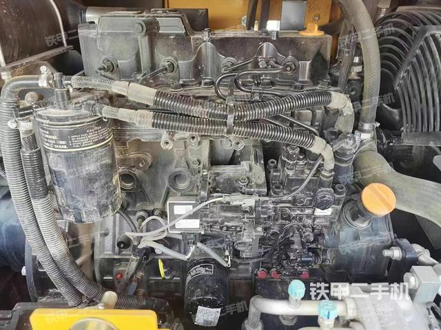 發(fā)動(dòng)機(jī)整體俯視（整機(jī)外觀）