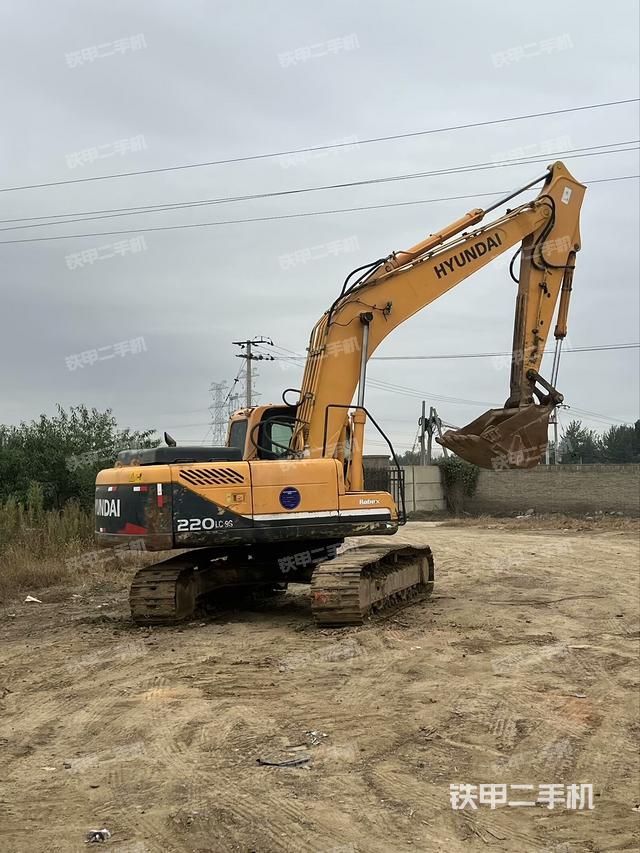 整機(jī)右后45°(整機(jī)外觀) 整機(jī)右后45°(整機(jī)外觀)