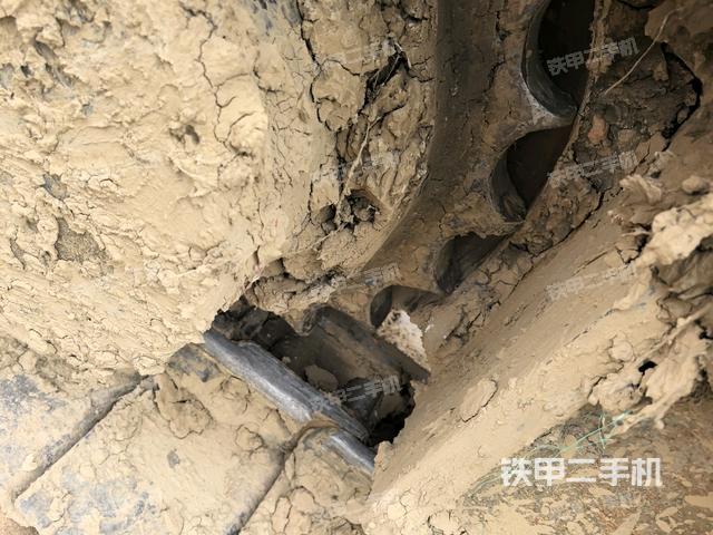 右驅(qū)動輪(行走機構(gòu)) 右驅(qū)動輪(行走機構(gòu))