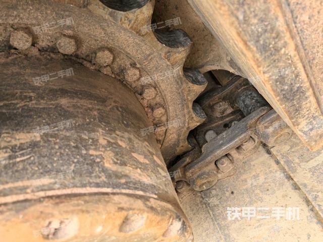 右驅(qū)動(dòng)輪(行走機(jī)構(gòu)) 右驅(qū)動(dòng)輪(行走機(jī)構(gòu))