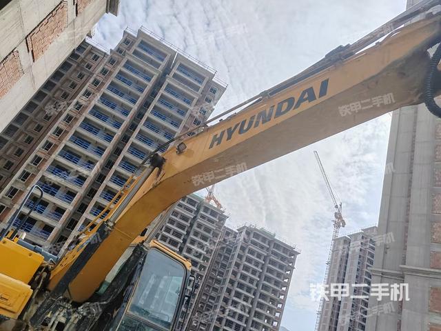 大臂整體?右側(cè)(工作和回轉(zhuǎn)裝置) 大臂整體?右側(cè)(工作和回轉(zhuǎn)裝置)