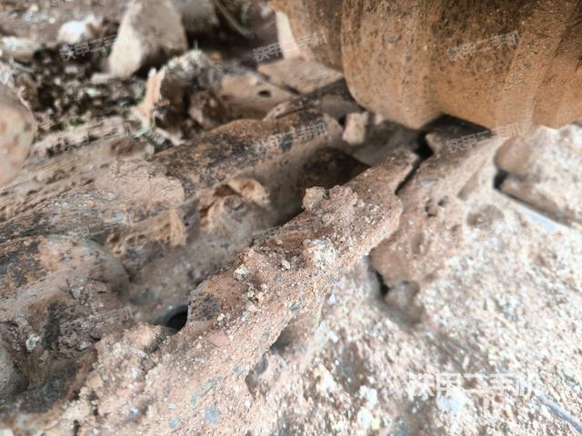 右導(dǎo)向輪（行走機(jī)構(gòu)）