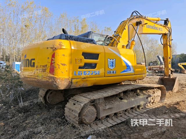 整機右后45°（整機外觀）