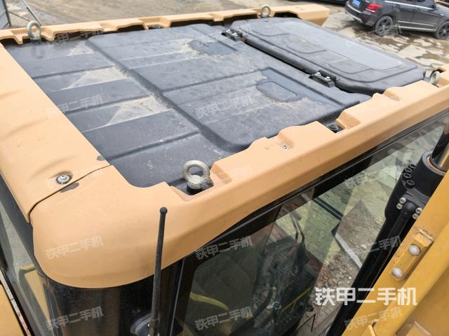 駕駛室頂部俯視(上車部件) 駕駛室頂部俯視(上車部件)
