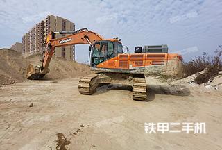 斗山DX420LC-9C挖掘機(jī)