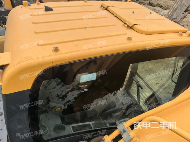 駕駛室頂部俯視（上車部件）