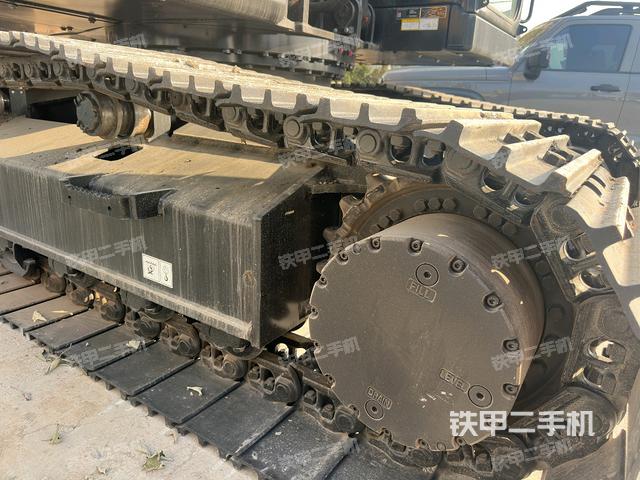 單側履帶整體（整機外觀）