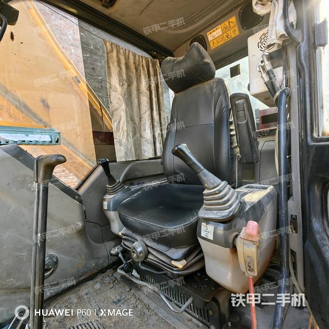 頂棚整體(駕駛室部分) 頂棚整體(駕駛室部分)