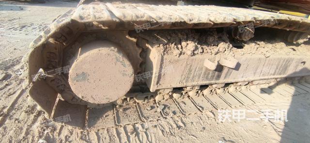 左側(cè)履帶整體?（行走機構(gòu)）