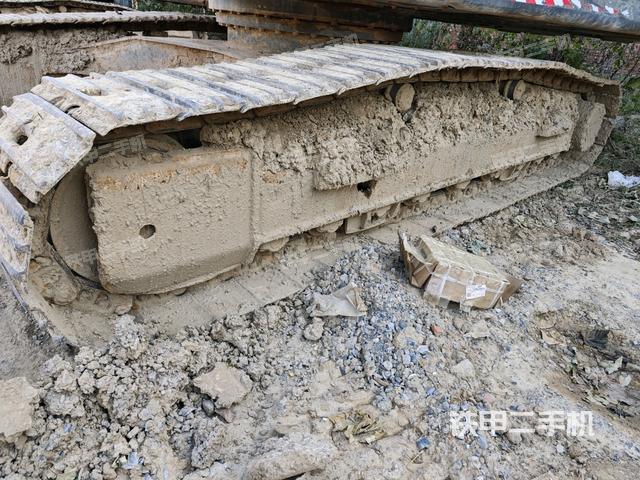 右側(cè)履帶整體（行走機(jī)構(gòu)）