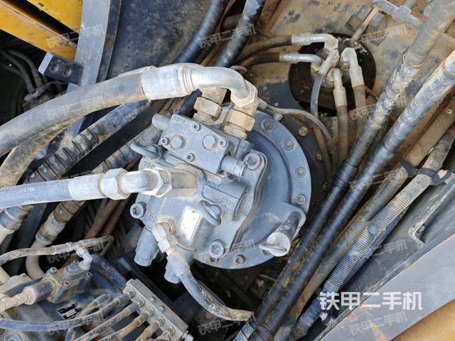 回轉(zhuǎn)馬達(dá)（上車部件）