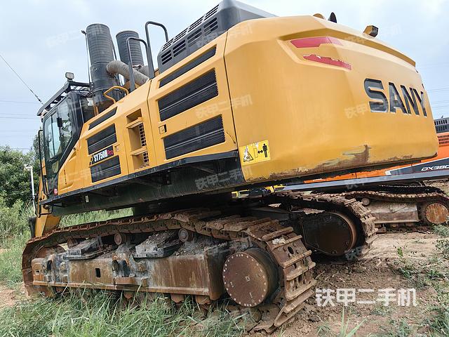 三一重工SY750H挖掘机