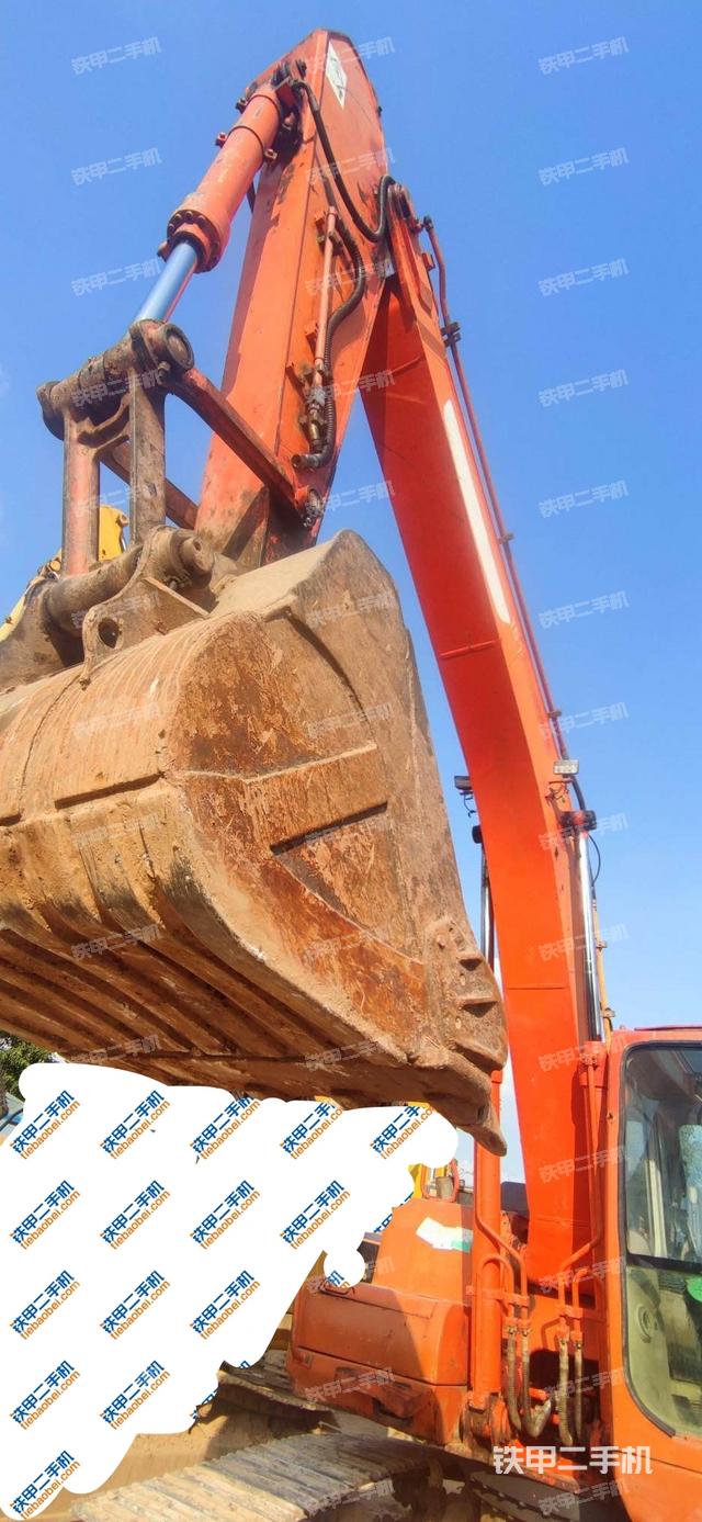 小臂整體左后（工作和回轉(zhuǎn)裝置）