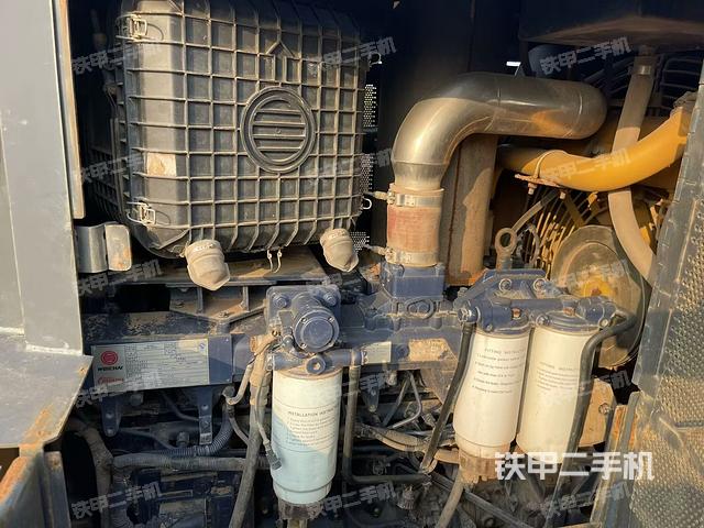 發(fā)動機(設備外觀及核心部件) 發(fā)動機(設備外觀及核心部件)