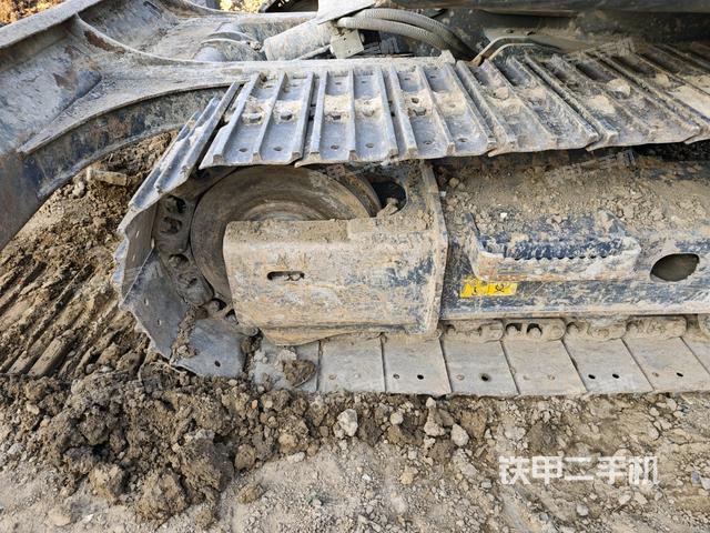 左導(dǎo)向輪（行走機(jī)構(gòu)）