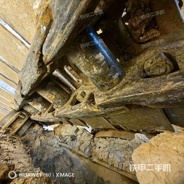 右側(cè)行走馬達(dá)蓋板(行走機(jī)構(gòu)) 右側(cè)行走馬達(dá)蓋板(行走機(jī)構(gòu))