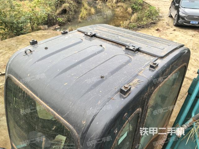 駕駛室頂部俯視(上車部件) 駕駛室頂部俯視(上車部件)