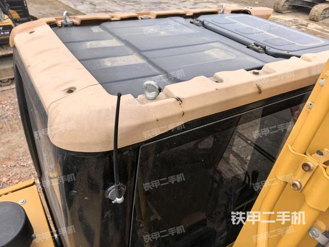 駕駛室頂部俯視(上車部件) 駕駛室頂部俯視(上車部件)