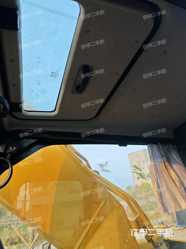 頂棚整體（駕駛室部分）