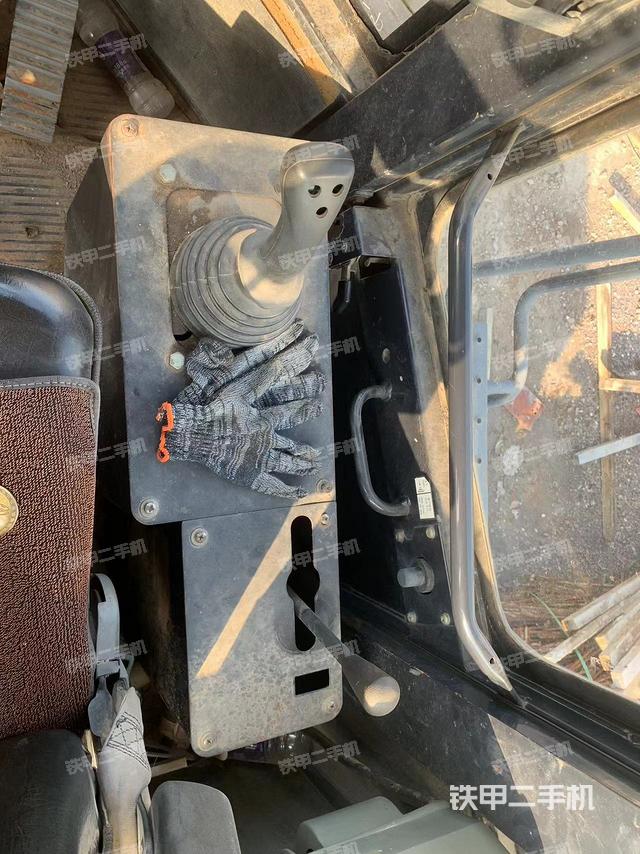 驾驶室操作台（整机外观及大件）