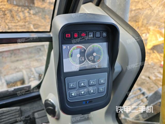 小時(shí)表（駕駛室部分）