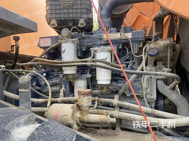 發(fā)動機(jī)左側(cè)(整機(jī)外觀及大件) 發(fā)動機(jī)左側(cè)(整機(jī)外觀及大件)