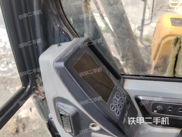 顯示屏?(駕駛室部分) 顯示屏?(駕駛室部分)