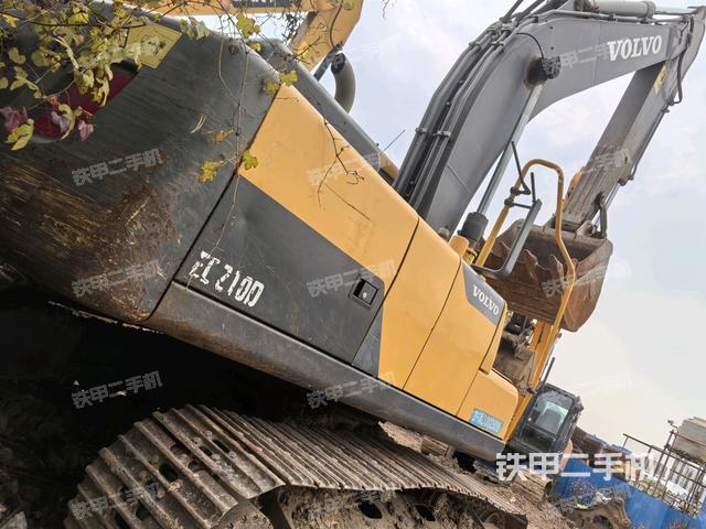 右后45（整機(jī)外觀）