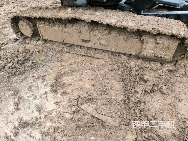 左側(cè)履帶整體?（行走機構(gòu)）