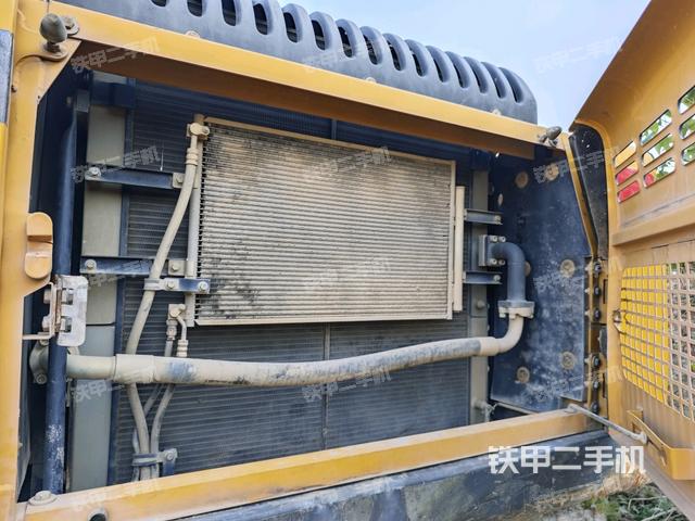 散熱器正面（大件艙室）