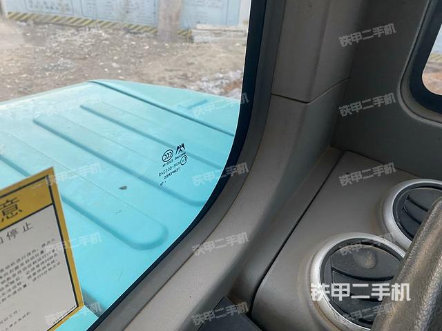 后窗玻璃角標(biāo)（駕駛室部分）