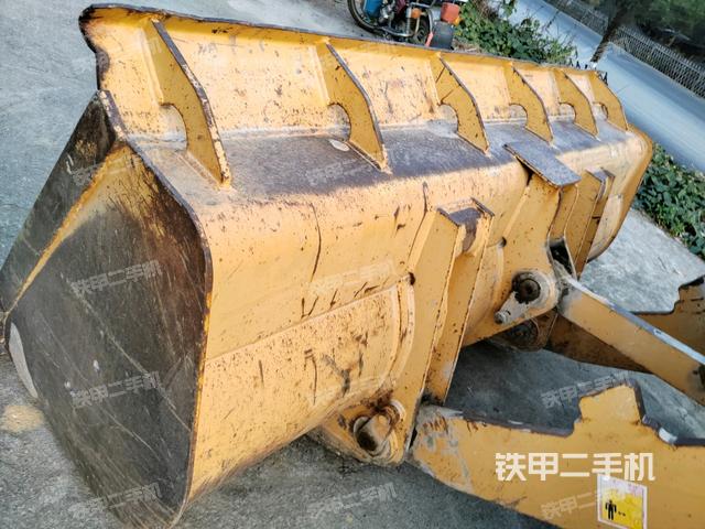 鏟斗后45°(工作裝置) 鏟斗后45°(工作裝置)