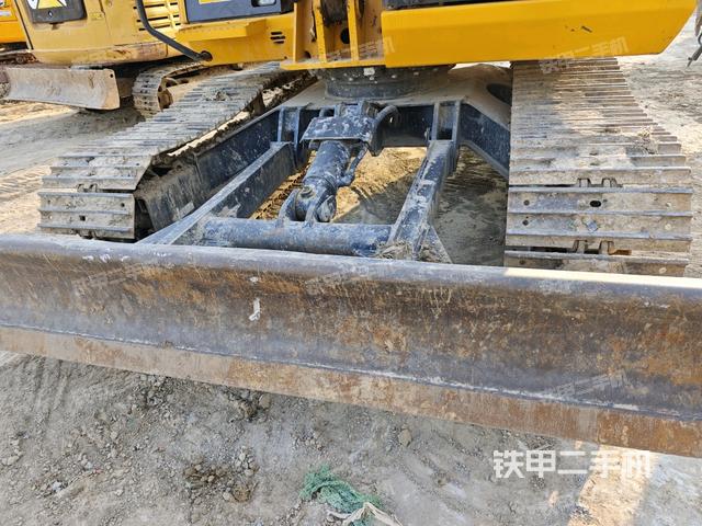 轉盤和下車架正前（工作和回轉裝置）