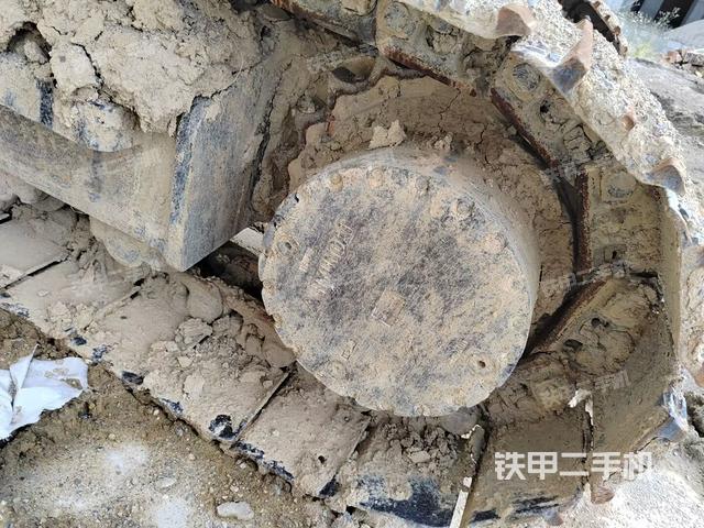 右驅(qū)動(dòng)輪(行走機(jī)構(gòu)) 右驅(qū)動(dòng)輪(行走機(jī)構(gòu))