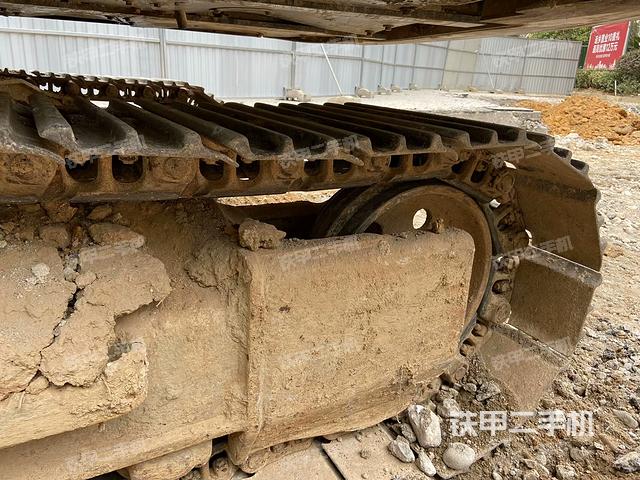 右導(dǎo)向輪（行走機(jī)構(gòu)）