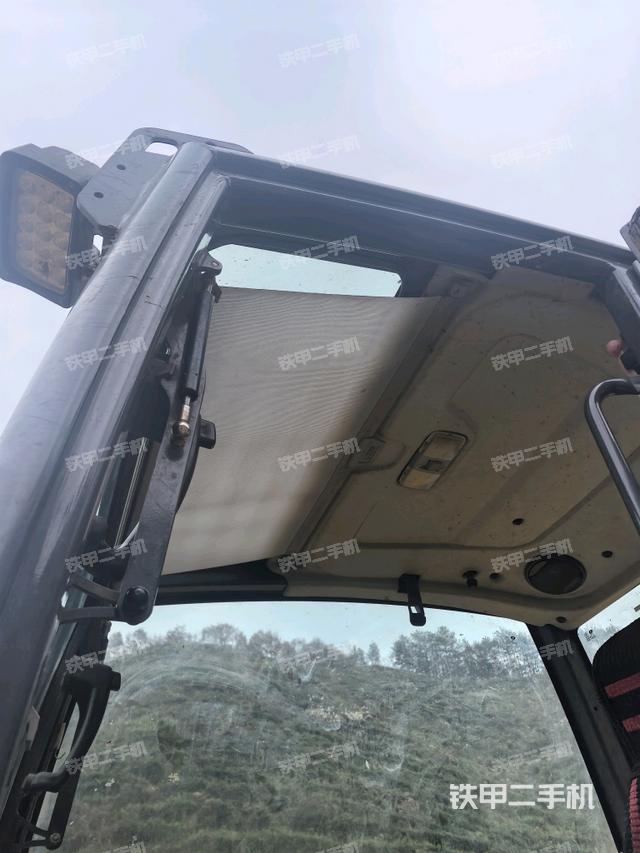 頂棚整體（駕駛室部分）