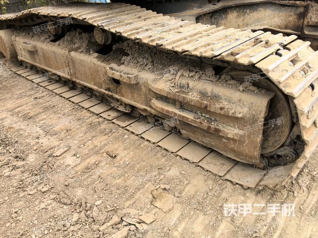 左側(cè)履帶整體?（行走機構(gòu)）