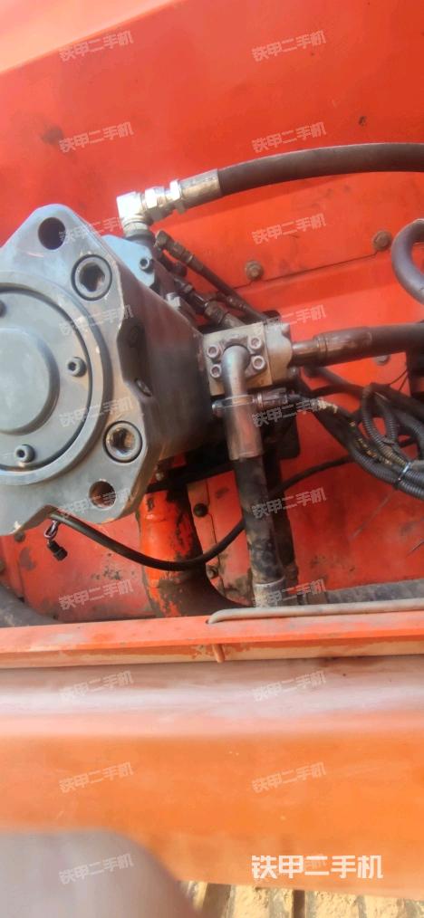 液壓泵室（大件艙室）