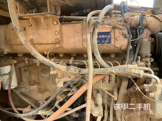 發(fā)動機(jī)左側(cè)(整機(jī)外觀及大件) 發(fā)動機(jī)左側(cè)(整機(jī)外觀及大件)