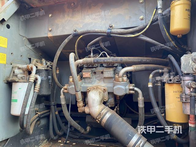 液壓泵室（大件艙室）