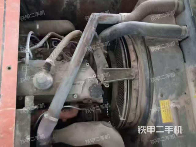 發(fā)動(dòng)機(jī)整體俯視(整機(jī)外觀(guān)) 發(fā)動(dòng)機(jī)整體俯視(整機(jī)外觀(guān))