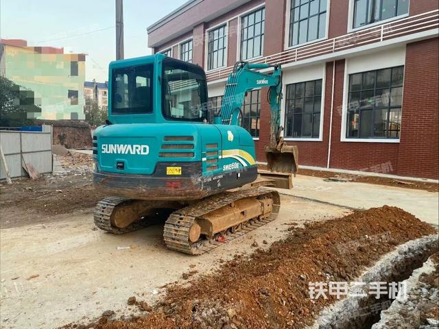 右后45（整機(jī)外觀）