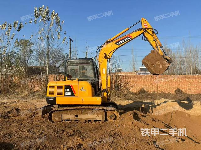 整機(jī)右后45°(整機(jī)外觀) 整機(jī)右后45°(整機(jī)外觀)