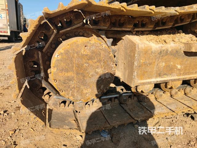 右驅(qū)動輪(行走機構(gòu)) 右驅(qū)動輪(行走機構(gòu))