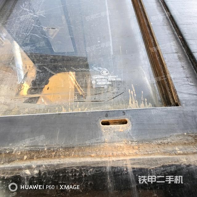 右側(cè)玻璃角標(biāo)(駕駛室部分) 右側(cè)玻璃角標(biāo)(駕駛室部分)