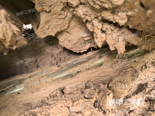 左驅(qū)動(dòng)輪(行走機(jī)構(gòu)) 左驅(qū)動(dòng)輪(行走機(jī)構(gòu))